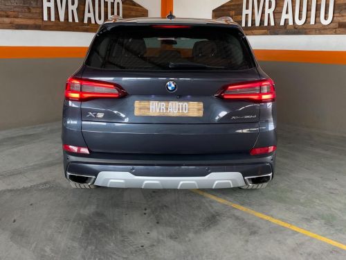 BMW X5 3.0L xDrive 30D in Namibia
