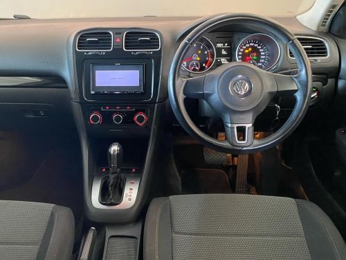 Volkswagen Golf 6 Variant 1.2L TSI Bluemotion in Namibia
