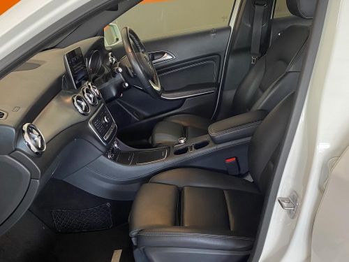 Mercedes-Benz GLA 220 4Matic (IMPORT) in Namibia