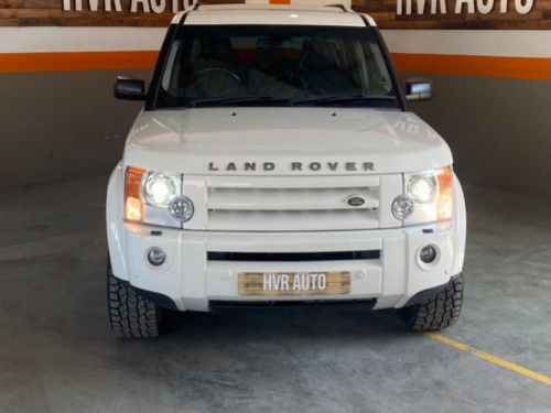 Land Rover Discovery 3 in Namibia