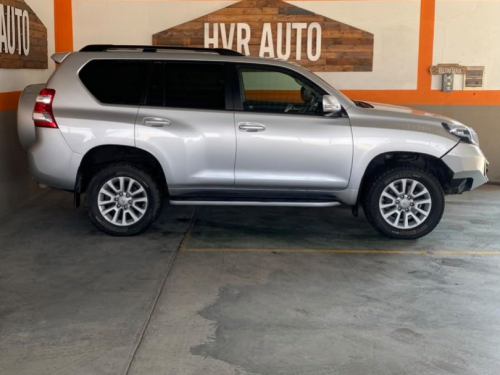 Toyota Land Cruiser Prado VX V6 in Namibia