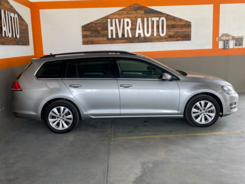 Volkswagen Golf Variant Bluemotion in Namibia