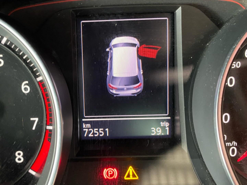 Volkswagen Golf 7 Gti 2.0L in Namibia