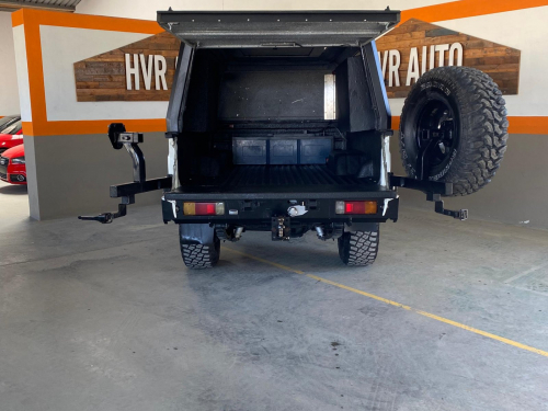 Toyota Land Cruiser V8 in Namibia