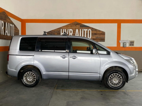 Mitsubishi Delica 2.2L Diesel 4x4 in Namibia