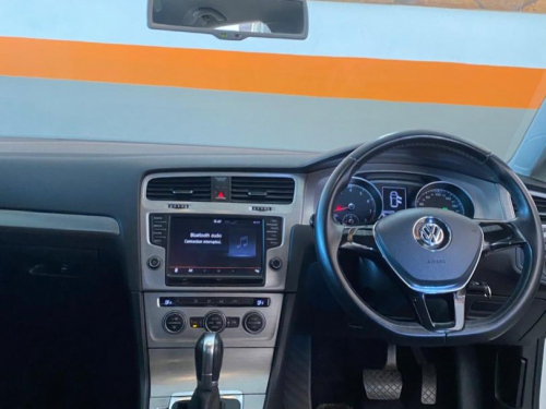 Volkswagen Golf 7 TSI Bluemotion in Namibia