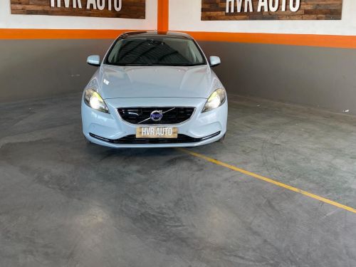 Pre-owned Volvo V40 1.6L T4 for sale in 
