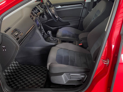 Volkswagen Golf 7 1.4 TSI Bluemotion in Namibia