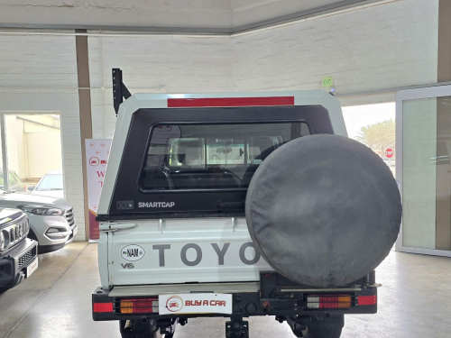 Toyota Toyota Land Cruiser DC 4.0 V6 Petrol in Namibia