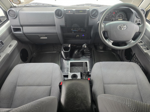 Toyota Toyota Land Cruiser DC 4.0 V6 Petrol in Namibia
