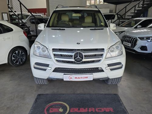 Mercedes-Benz GL 350 BlueTEC 4MATIC in Namibia