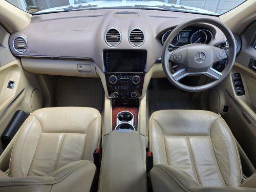Mercedes-Benz GL 350 BlueTEC 4MATIC in Namibia