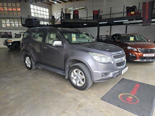 Pre-owned Chevrolet CHEVROLET TRAILBLAZER 2.8 4X4 LTZ M/T for sale in 