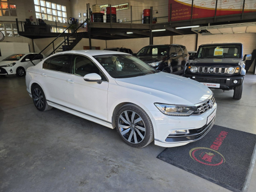 Used Volkswagen Volkswagen Passat 2.0 TSI R-LINE DSG for sale in Swakopmund