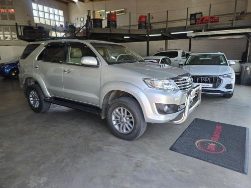 Pre-owned Toyota Toyota Fortuner 3.0 D-4D 4X4 for sale in 