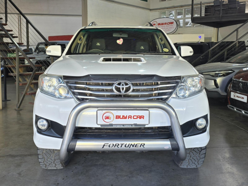 Toyota Toyota Fortuner 2.5D-4D 2X4 5MT in Namibia