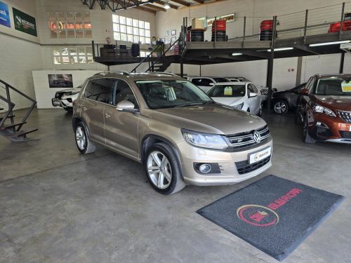 Pre-owned Volkswagen Volkswagen Tiguan 2.0 TDI R-LINE  4/MOT DSG for sale in 