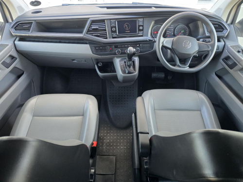 Volkswagen Volkswagen Transporter 6.1 Crewbus 8 Seater 2.0 BiTDi DSG 4Motion 146kw in Namibia