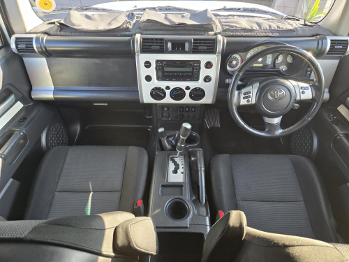 Toyota Toyota FJ CRUISER 4.0 V6 A/T 4X4 in Namibia