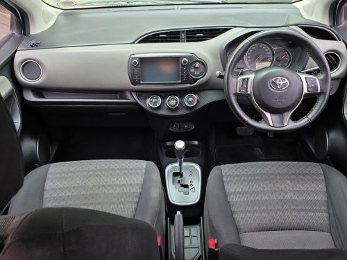 Toyota Toyota TOYOTA YARIS 1.3 A/T in Namibia