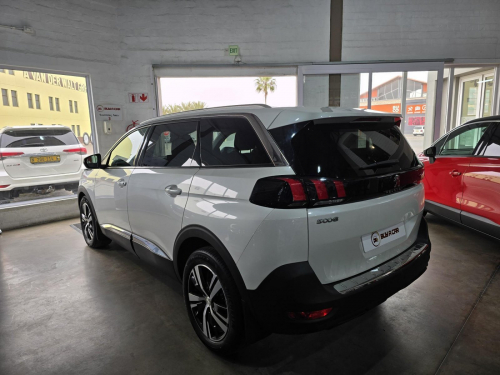 Peugeot PEUGEOT 5008 2.0 ALLURE HDI AUTO 7 SEATS in Namibia