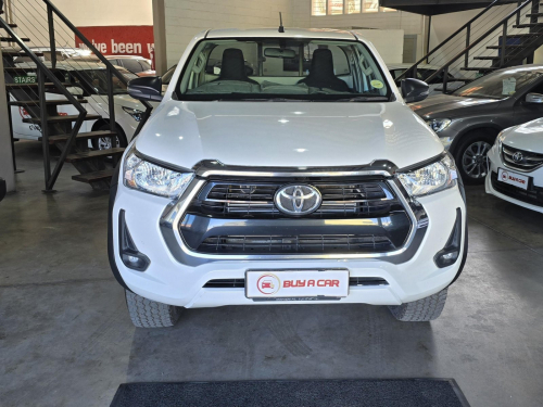 Toyota Toyota Hilux SC 2.4 GD-6 4x4 A/T in Namibia