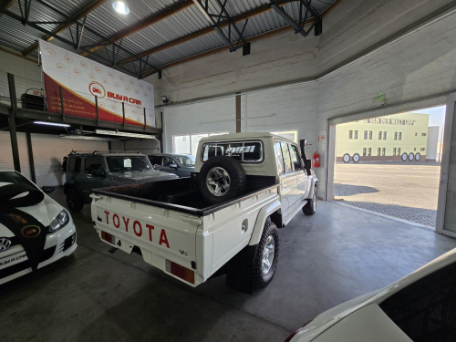 Toyota Toyota Land Cruiser Pickup LC79 4.0 Petrol D/C in Namibia