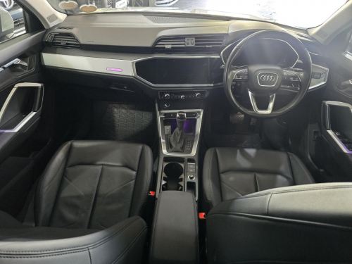Audi Q3 1.5T 35 TFSI ADVANCED in Namibia