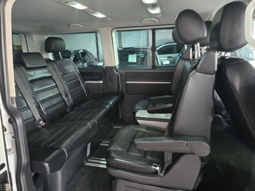 Volkswagen Caravelle T6 BiTdi Highline DSG 4Motion (Diesel) in Namibia