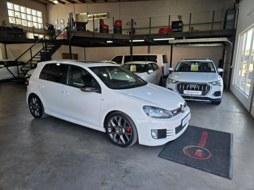 Volkswagen Volkswagen Golf 6 2.0 TSI GTI DSG 35 Edition 173Kw in Namibia
