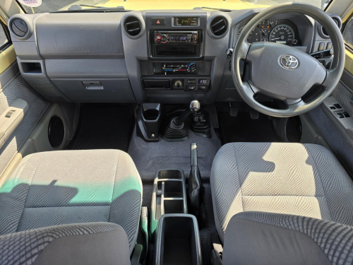 Toyota LAND CRUISER 4.5 V8 TDI S/C 4x4 in Namibia