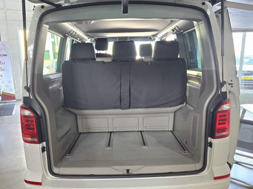 Volkswagen Volkswagen T6 Caravelle/California Beach 2.0L TDI 4Motion M/T in Namibia