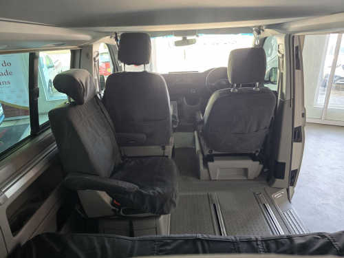 Volkswagen Volkswagen T6 Caravelle/California Beach 2.0L TDI 4Motion M/T in Namibia