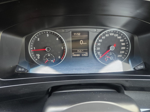 Volkswagen Volkswagen T6 Caravelle/California Beach 2.0L TDI 4Motion M/T in Namibia