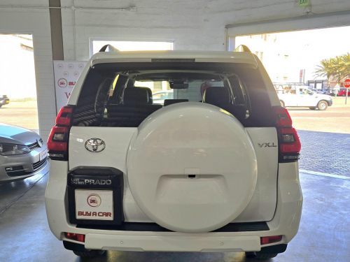 Toyota Prado VXL 2.8 GD-6  A/T 4X4 in Namibia