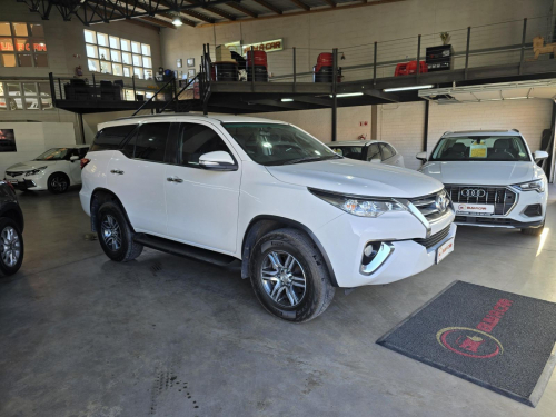 Toyota Toyota Fortuner 2.4 GD-6 RB M/T 4X2 in Namibia
