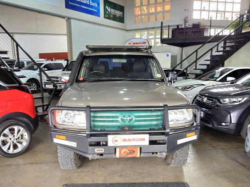 Toyota Toyota Land Cruiser 4.5 EFI 100 Series 2006 in Namibia