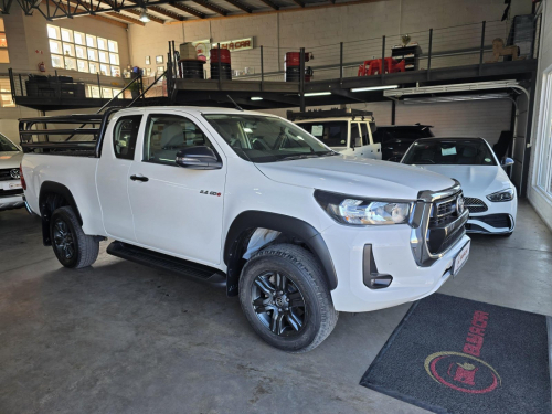 Toyota HILUX 4X2 GD-6 2X4 EXTENDED CAB in Namibia