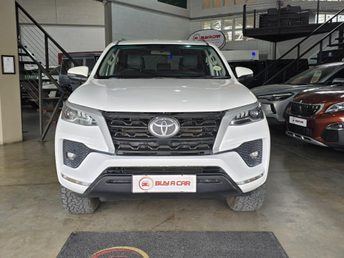Toyota Fortuner 2.4 GD-6 4X4 A/T in Namibia