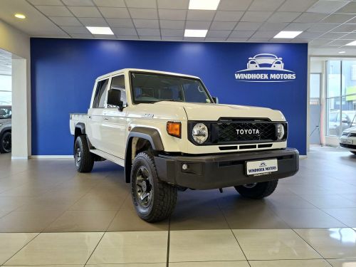Pre-owned Toyota Land Cruiser 2.8 GD-6 Automatic 4x4 DC for sale in 