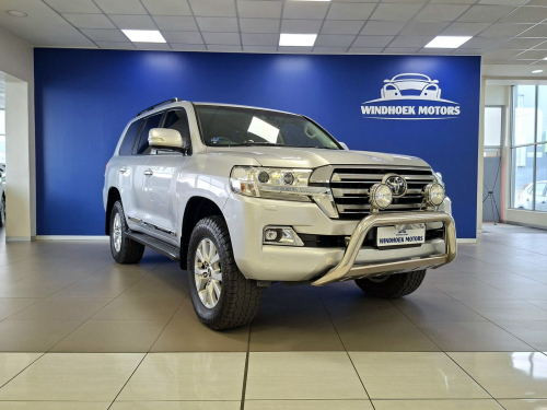 Used Toyota Land Cruiser 200 4.5D VX-R Automatic for sale in Windhoek