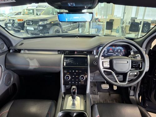 Land Rover Discovery Sport 2.0D HSE R-Dynamic D200 in Namibia