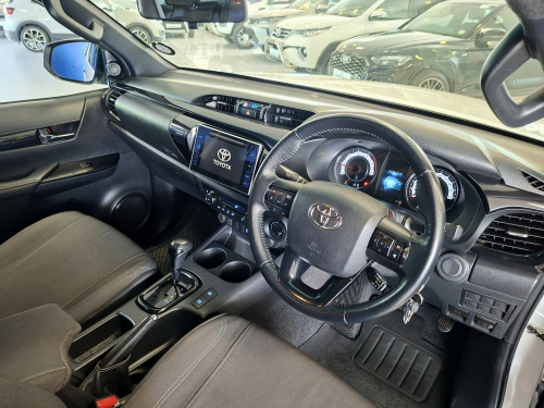 Toyota Hilux 2.8 GD-6 Raider Automatic 4x4 Double Cab in Namibia
