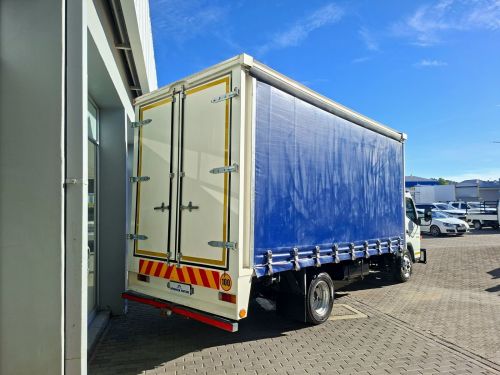 Mitsubishi Fuso Canter FE7-150 Automatic in Namibia