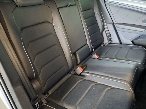 Volkswagen Tiguan 1.4 TSI R-line DSG in Namibia