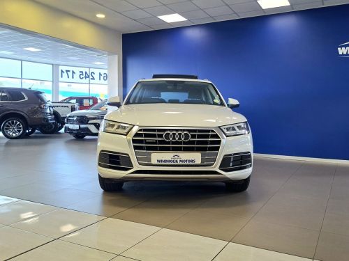 Audi Q5 2.0 TDi Quattro S-Tronic Sport 40 TDI in Namibia
