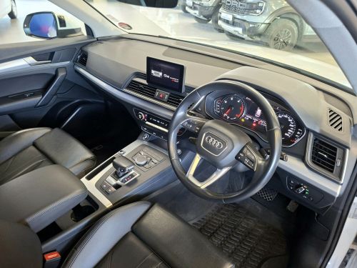 Audi Q5 2.0 TDi Quattro S-Tronic Sport 40 TDI in Namibia