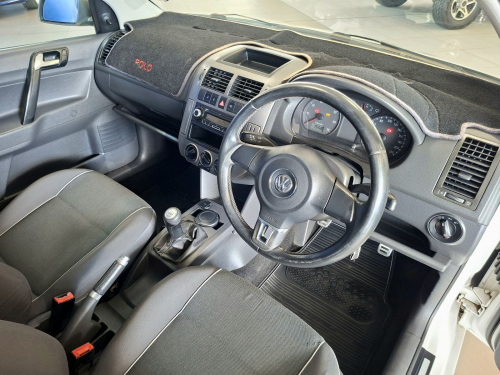 Volkswagen Polo Vivo 1.6 Maxx Manual in Namibia