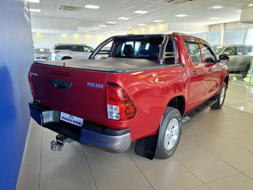 Toyota Hilux 2.4 GD-6 SRX Manual 4x2 in Namibia