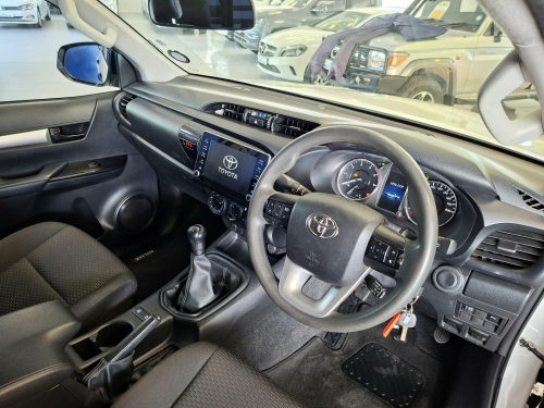 Toyota Hilux 2.4 GD-6 Raider Manual 4x2 in Namibia